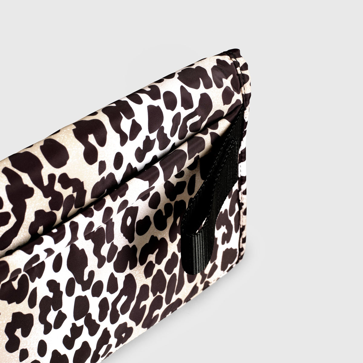 Finnson Oslo Large Travel Changing Mat - Leopard