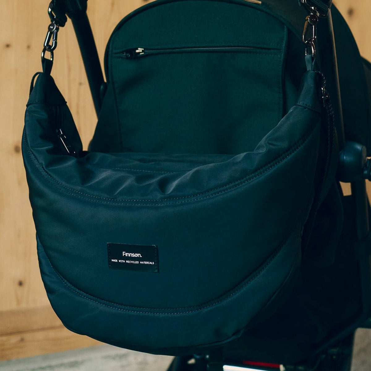 Finnson Osma Stroller Organiser with Clips - Black