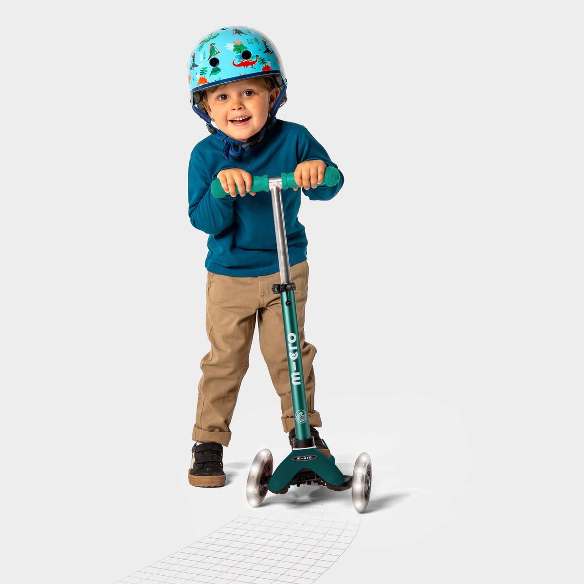 Micro Mini Micro LED Scooter with Recycled Deck - Green
