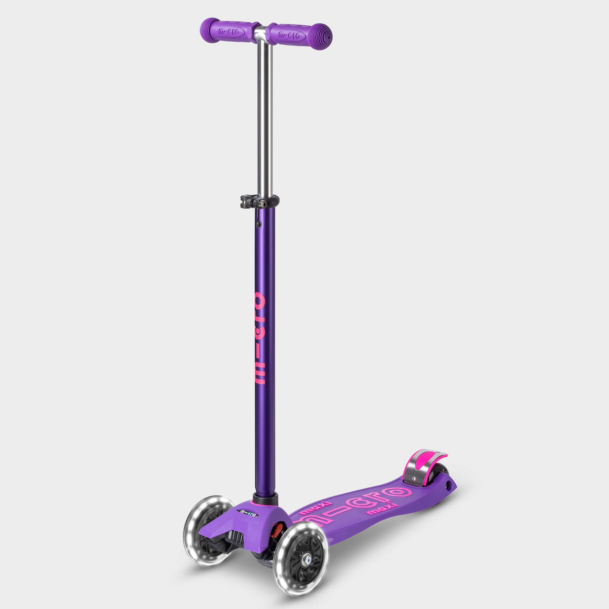 Micro Maxi Micro Deluxe LED Scooter - Purple