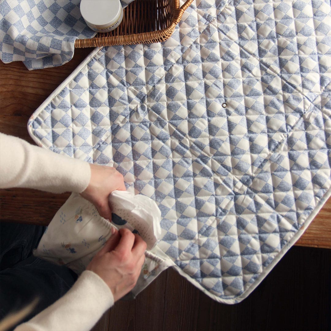 Avery Row Changing Mat Avery Row Travel Baby Changing Mat (Coast Line)