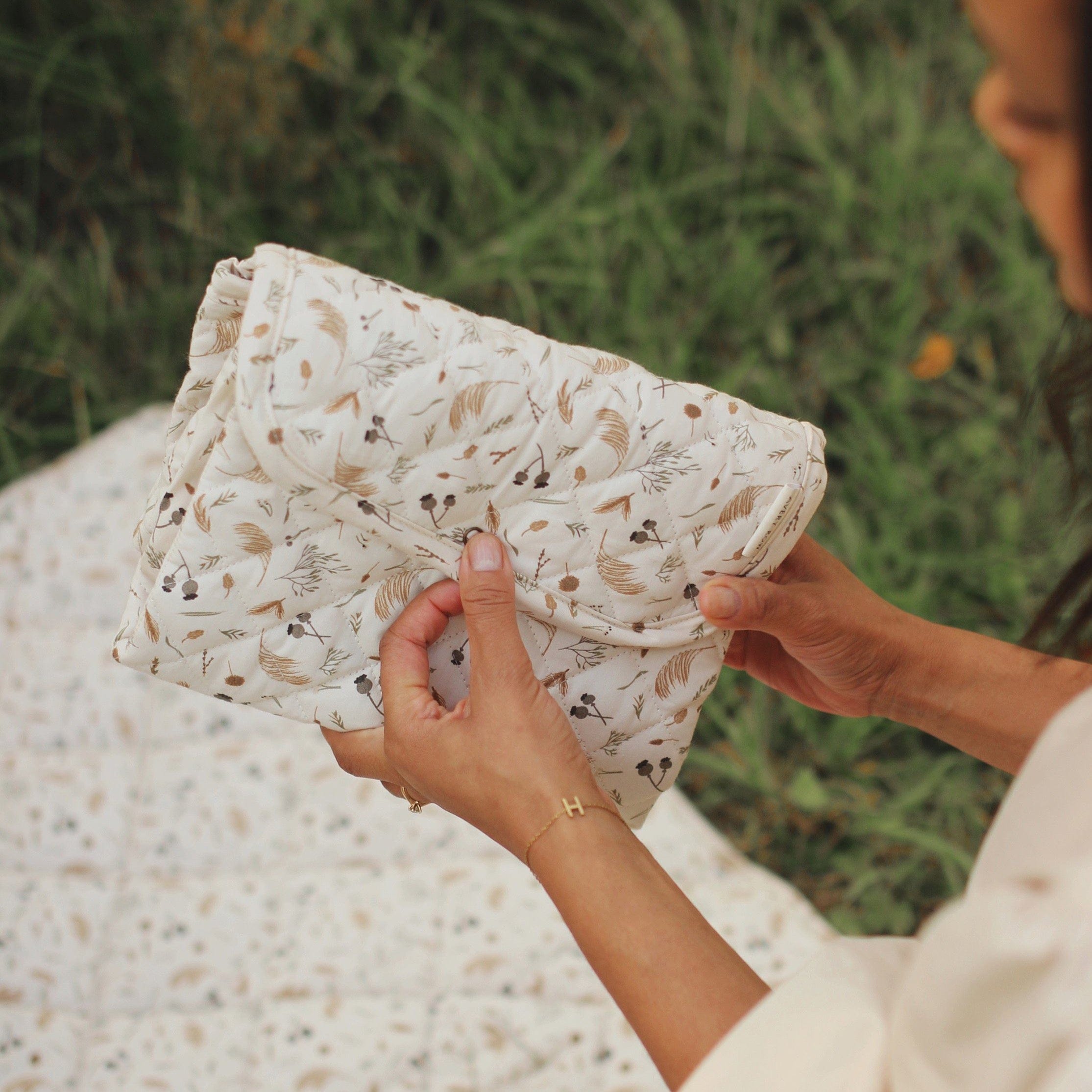 Avery Row Changing Mat Organic Cotton Travel Baby Changing Mat (Grasslands)