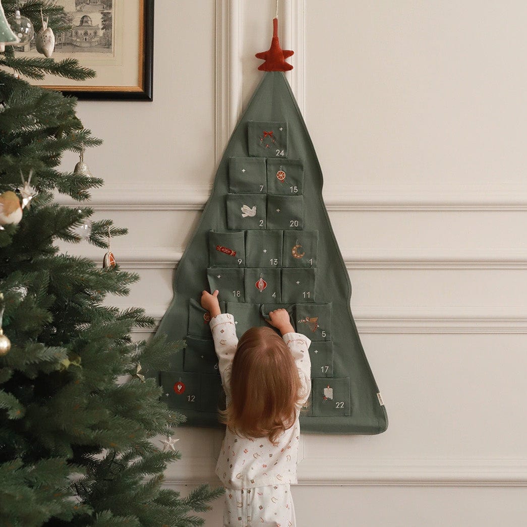 Avery Row Tree Advent calendars Avery Row Christmas Advent Calendar (Christmas Tree)