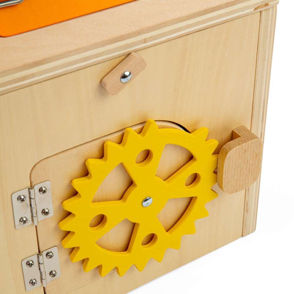 Bigjigs Toys Bigjigs Toys Latches & Catches House