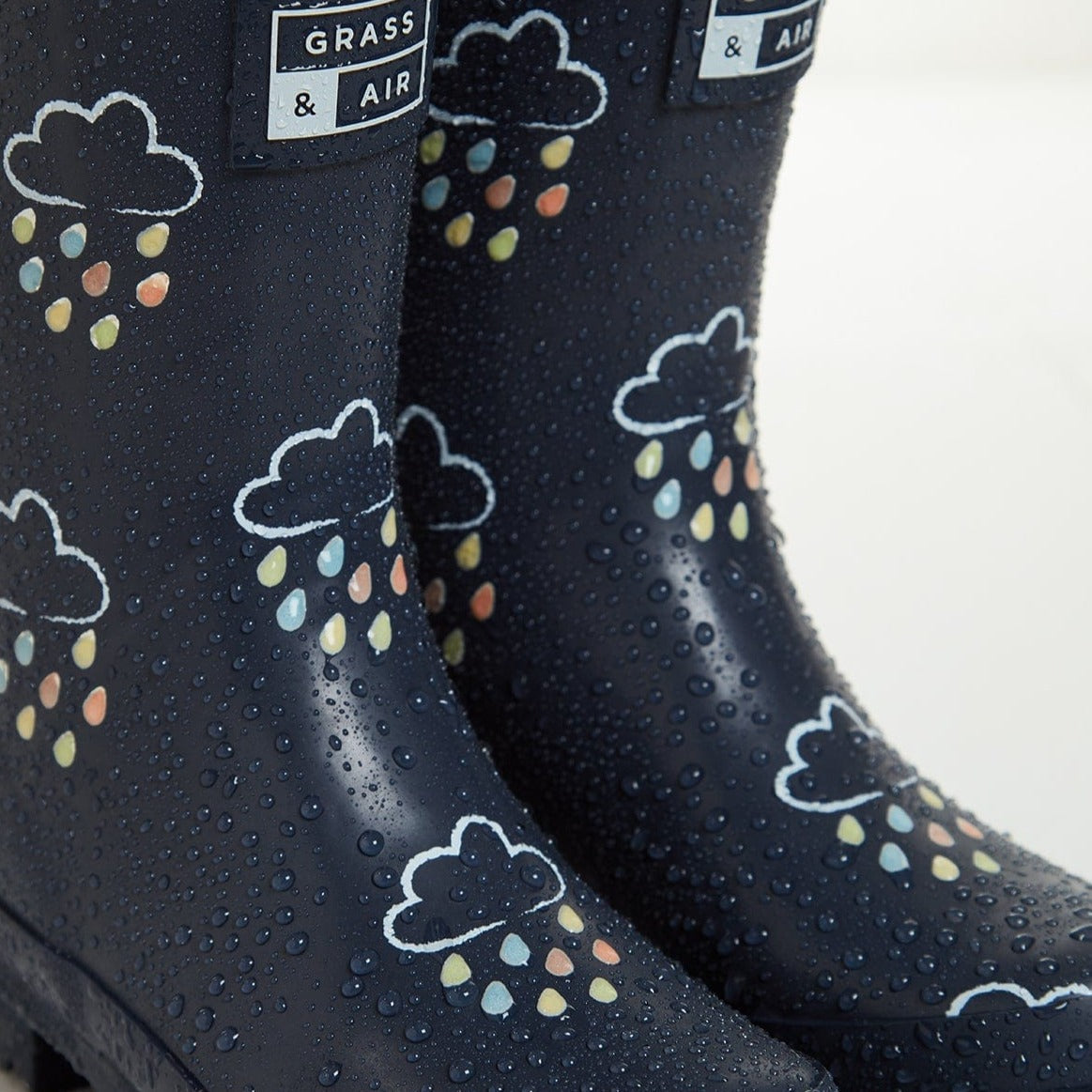 Grass & Air Wellie Boots Older Kids Navy Colour Changing Wellies