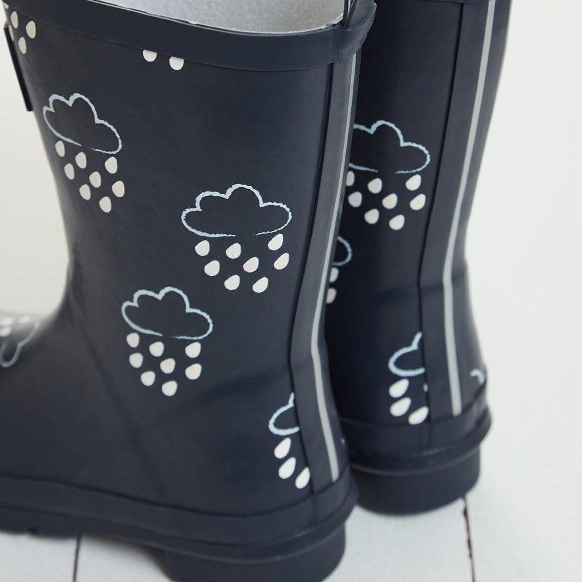 Grass & Air Wellie Boots Older Kids Navy Colour Changing Wellies