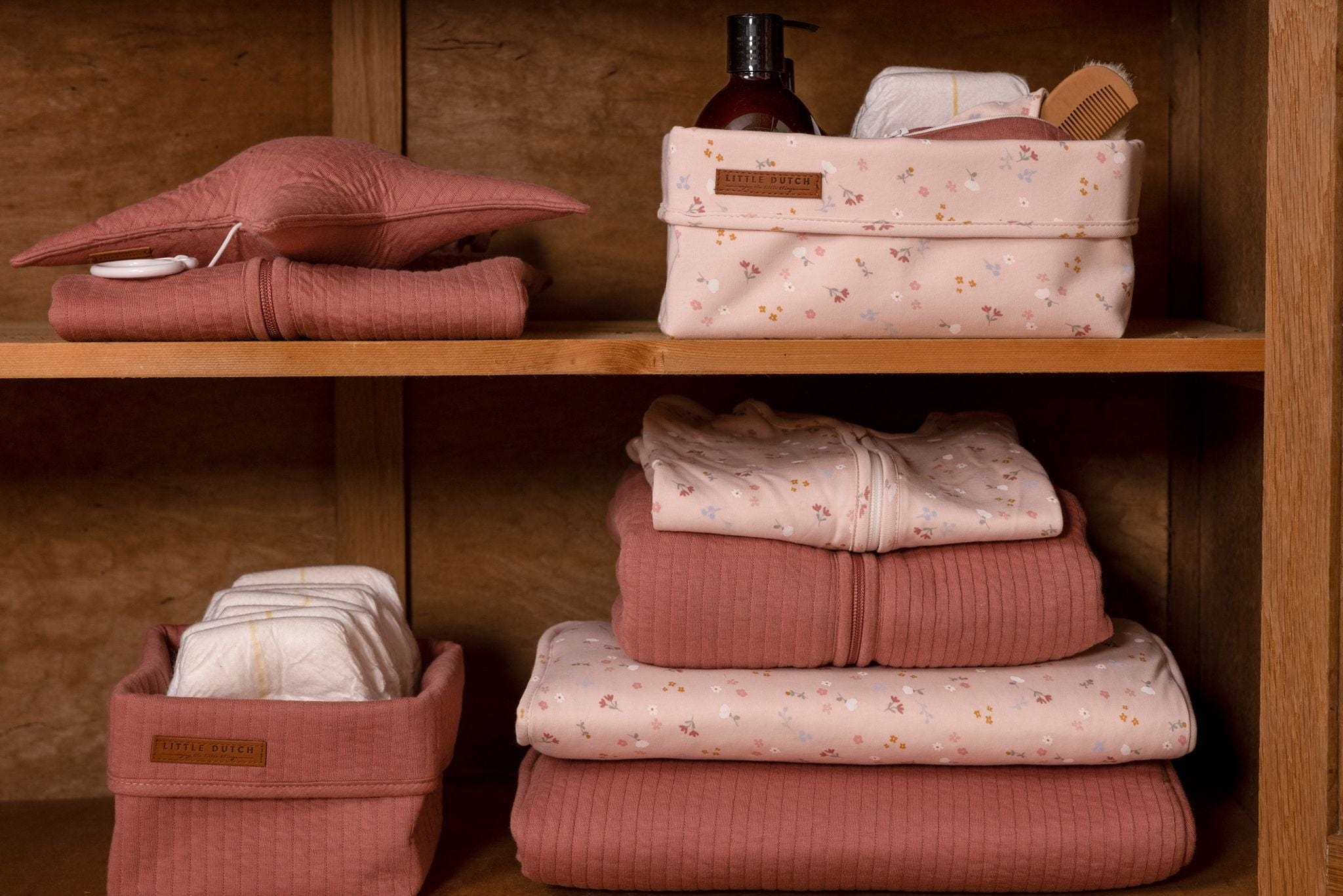 Little Dutch Changing Mat Little Dutch Changing Pad (Little Pink Flowers)