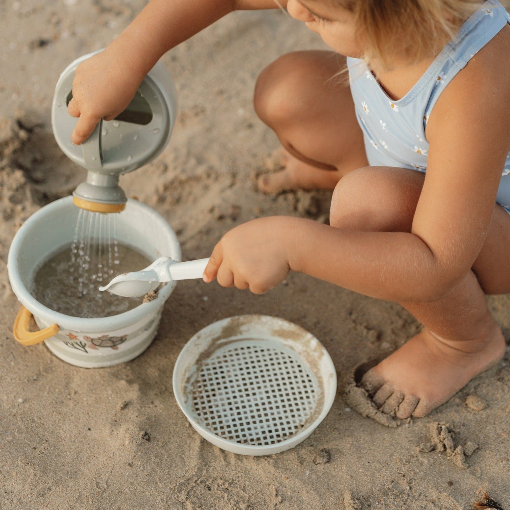 Little Dutch Sand Play Set Little Dutch Bucket & Spade Beach Set (Fresh Greens)
