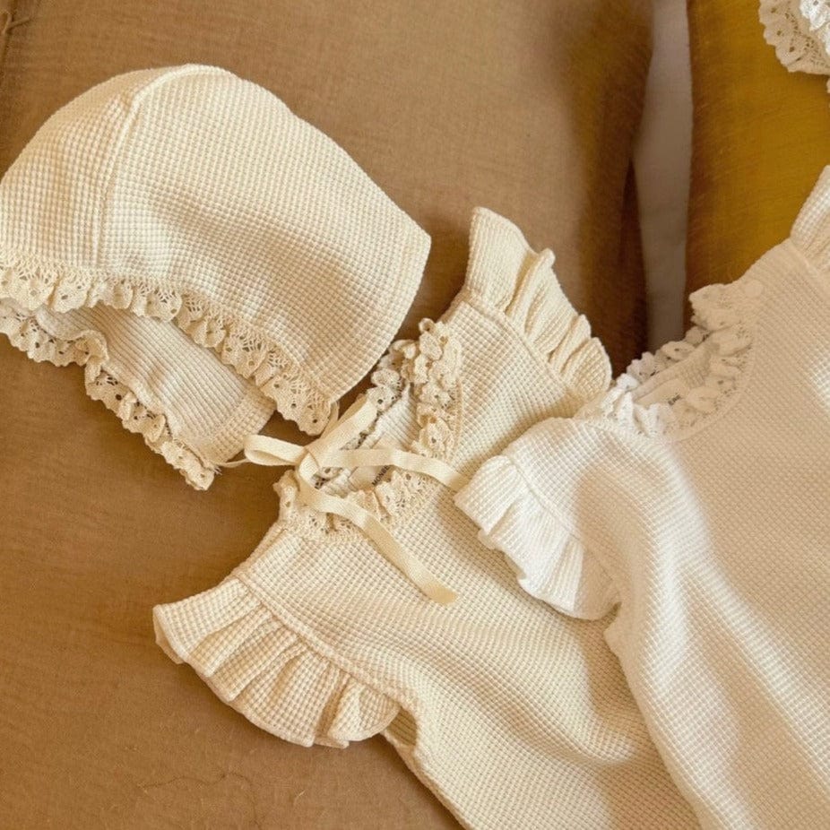Monbebe Baby Romper Summer Frill Waffle Baby Romper + Bonnet (Cream)