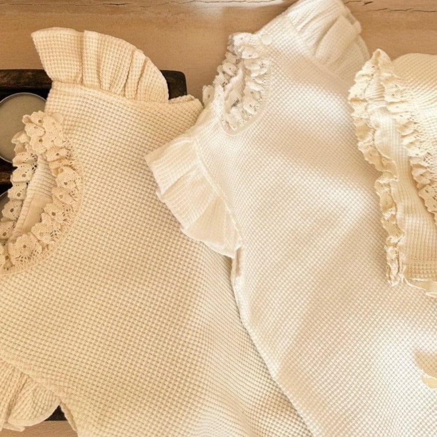 Monbebe Baby Romper Summer Frill Waffle Baby Romper + Bonnet (Ivory)