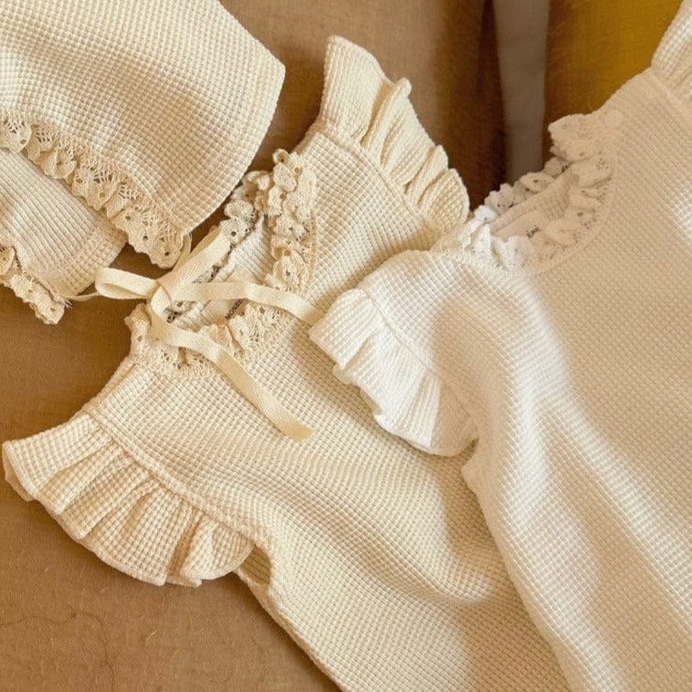 Monbebe Baby Romper Summer Frill Waffle Baby Romper + Bonnet (Ivory)