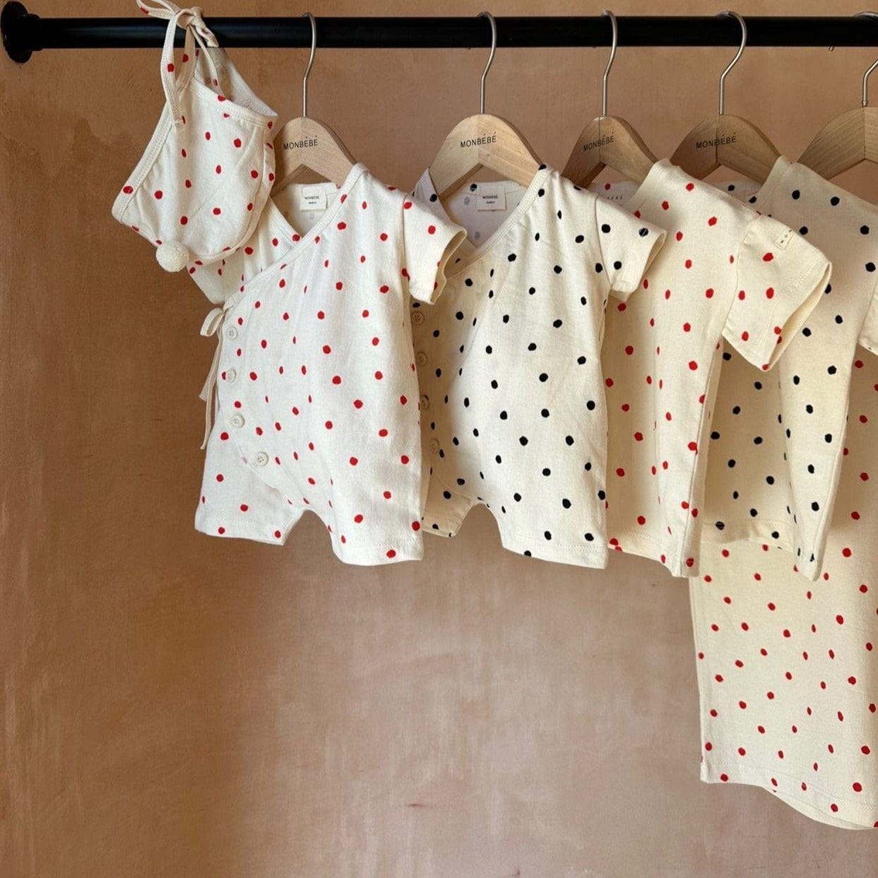 Monbebe Romper Red Dot baby Romper + Bonnet