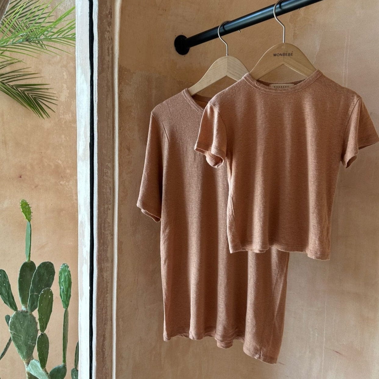 Monbebe Kids Unisex Oasis Linen Unisex T-Shirt | Camel Beige