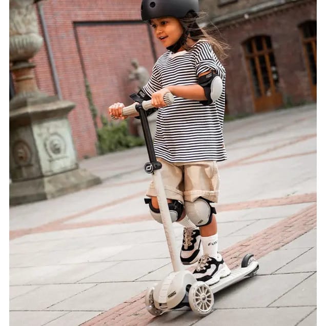 Scoot & Ride Scooter Scoot & Ride Highwaykick 3S Scooter - Ash