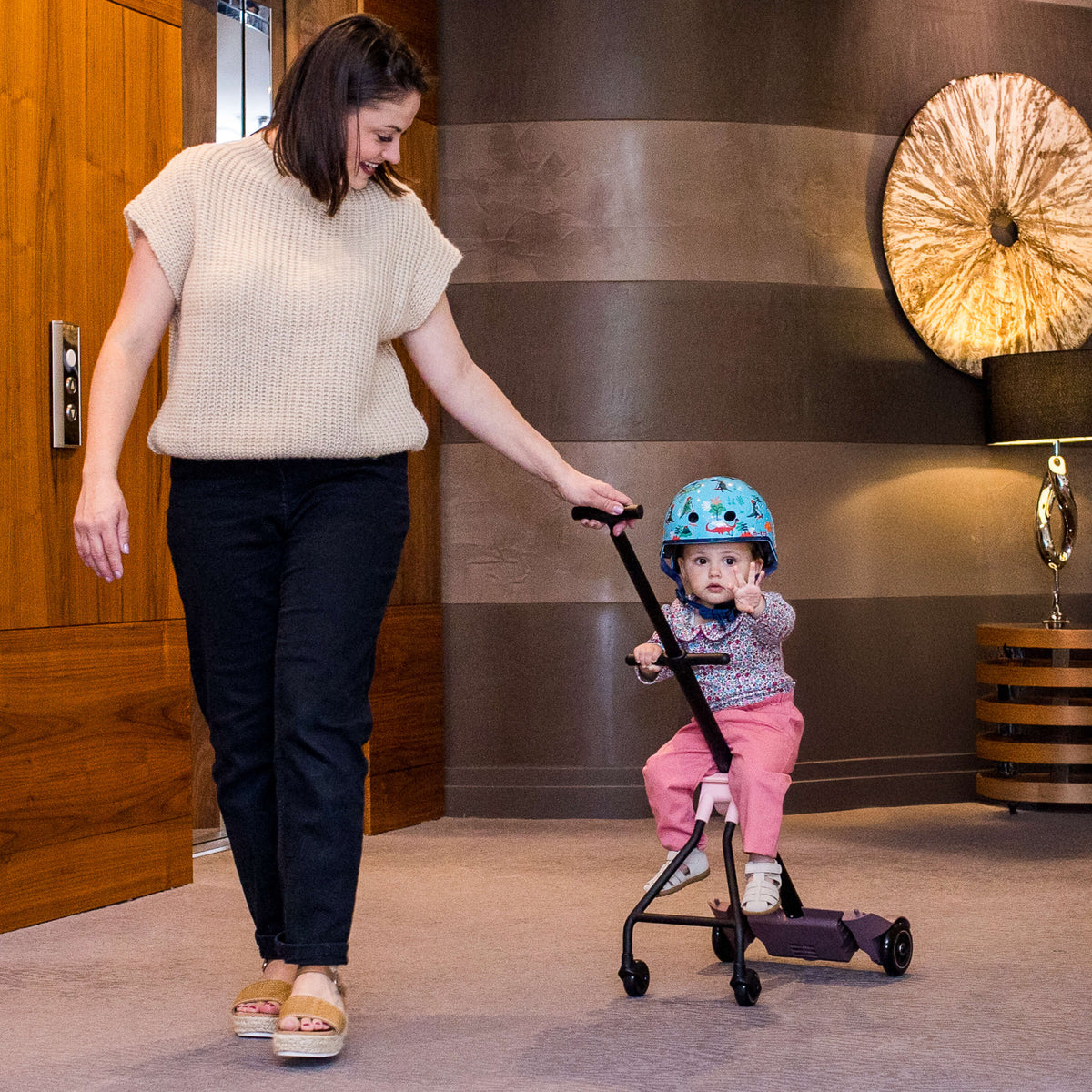 Micro Eazy Ride On Luggage - Pink