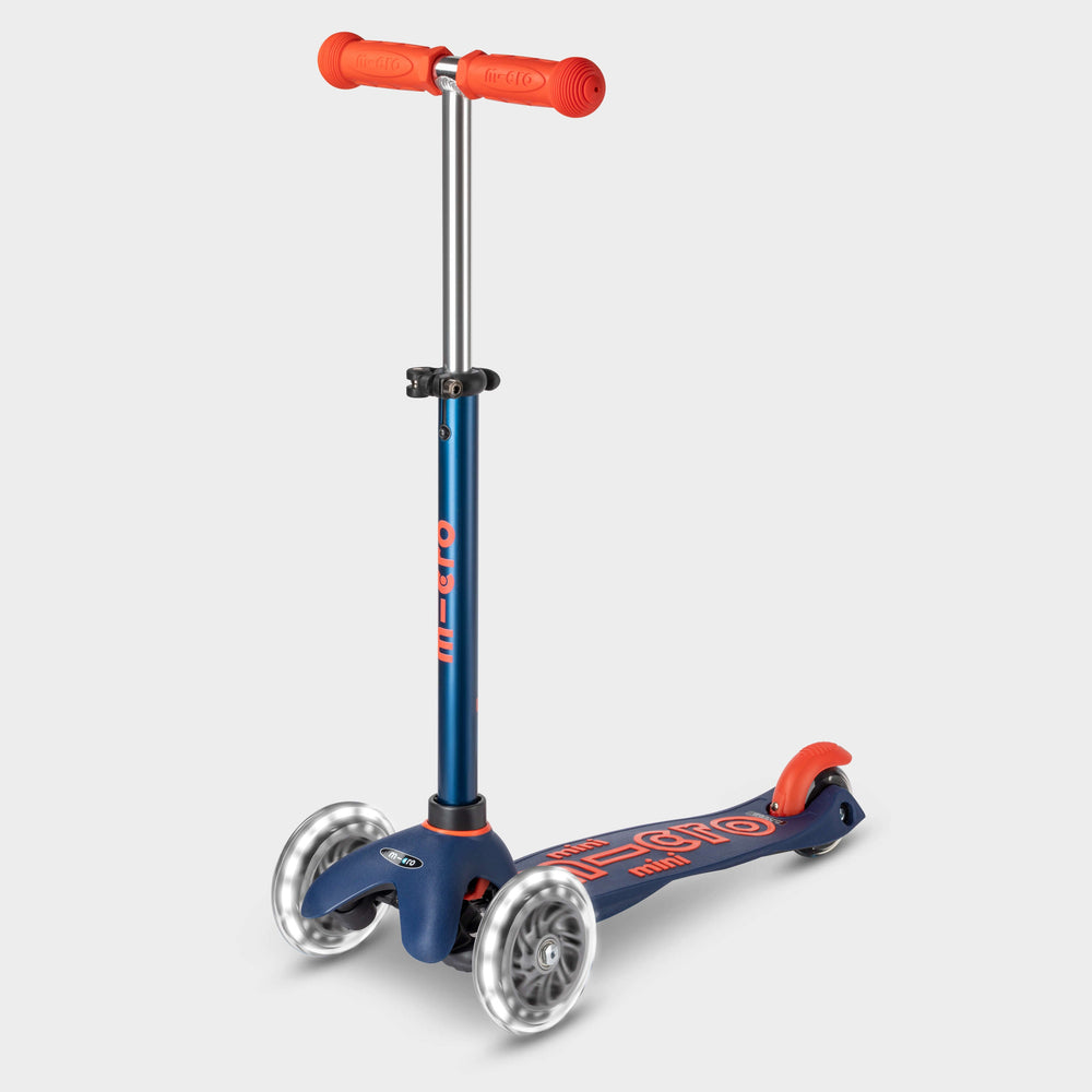Micro Mini Micro Deluxe LED Scooter - Navy