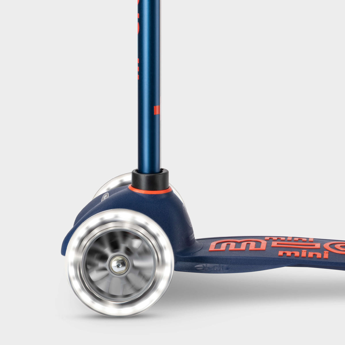 Micro Mini Micro Deluxe LED Scooter - Navy