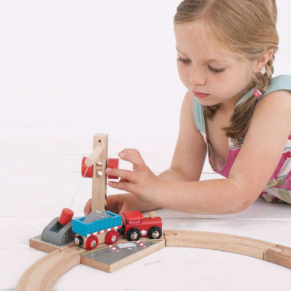 Bigjigs Rail Gravel Crane