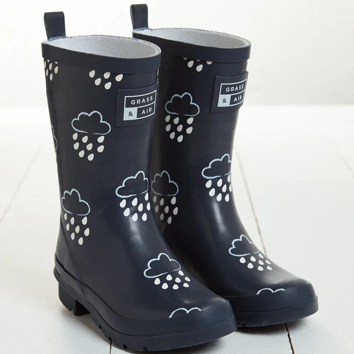 Grass & Air Wellie Boots Older Kids Navy Colour Changing Wellies