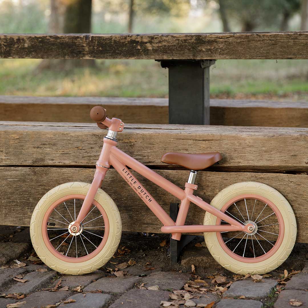 Little Dutch Balance Bike Little Dutch Balance Bike (Matte Pink)