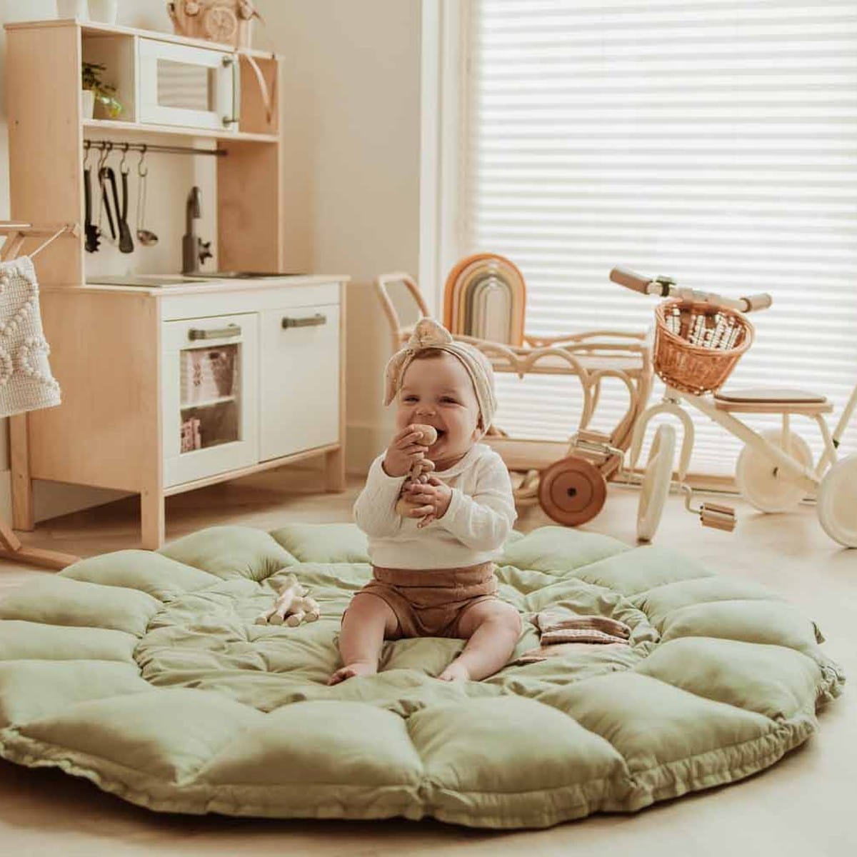 Play & Go Play Mat Play & Go Coco Organic Babymat & Cocoon - Meadow Green