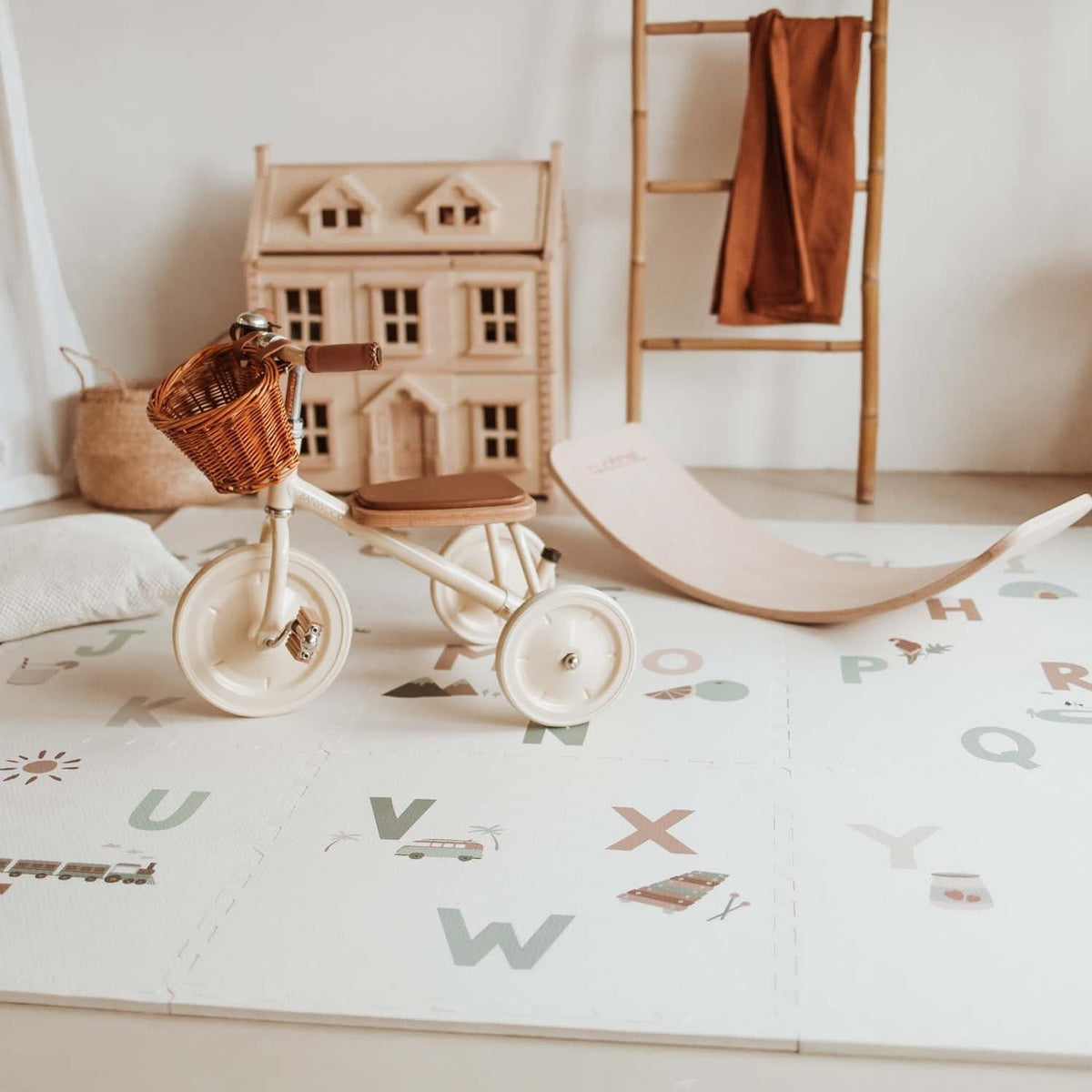 Play & Go Play Mat Play & Go Tiloo Puzzle Play Mat - Alphabet